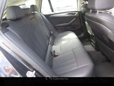 BMW Serie 5 520d 520 BMW 520D TOURING 190CV STEPTRONIC 48V X-DRIVE BUSI Nero usata Salerno