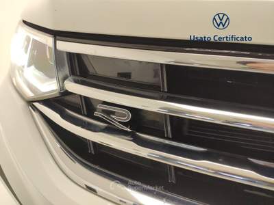 Volkswagen Tiguan 2.0 TDI SCR 110KWR-Line DSG Bianco usata Avellino