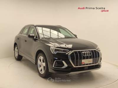 Audi Q3 2.0 35 TDI S Tronic Business Advanced Nero usata Avellino