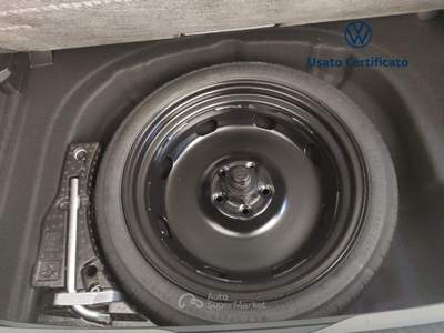 Volkswagen Golf 2.0 TDI SCR 110KW Style DSG Nero usata Avellino