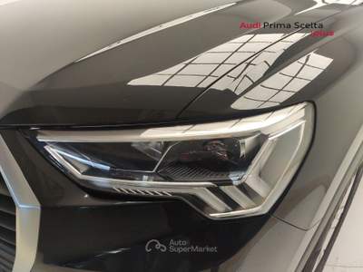 Audi Q3 2.0 35 TDI S Tronic Nero usata Avellino
