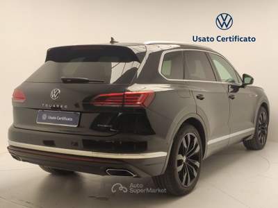 Volkswagen Touareg 3.0 V6 TSI eHYBRID Elegance usata Avellino