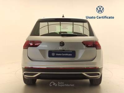 Volkswagen Tiguan 1.5 TSI ACT Elegance DSG usata Avellino