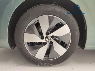 Volkswagen Passat 1.5 eTSI ACT Business DSG Verde usata Avellino