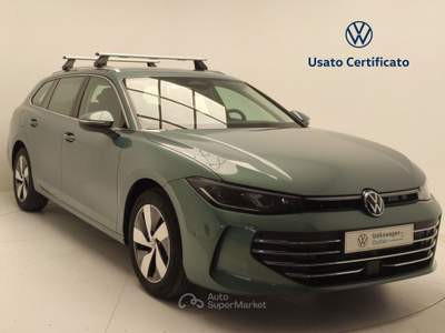 Volkswagen Passat 1.5 eTSI ACT Business DSG Verde usata Avellino