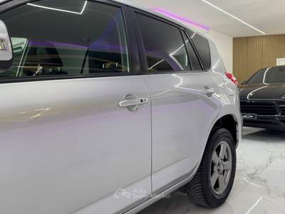 Toyota RAV4 2.2 D-4D 150CV Lounge Iper Full Grigio usata Qualiano