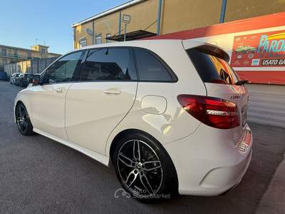 Mercedes-Benz Classe B B 200 d 2.1 136cv Premium - 2018 Bianco usata Giugliano in Campania