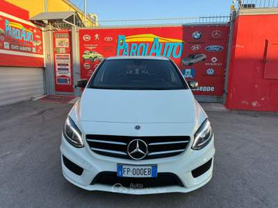 Mercedes-Benz Classe B B 200 d 2.1 136cv Premium - 2018 Bianco usata Giugliano in Campania