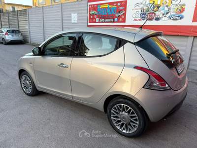 Lancia Ypsilon 95cv Platinum - 2011 Grigio usata Giugliano in Campania