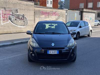 Renault Clio 3 porte Dynamique Nero usata Torino