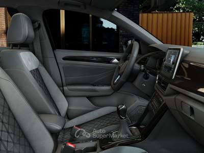 Volkswagen T-Roc 1.0 TSI R-Line Plus Nero usata Avellino