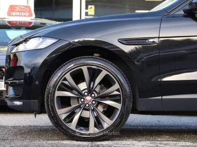 Jaguar F-Pace 2.0 D 240 CV R-DYNAMIC MOTORE NUOVO Nero usata Besozzo