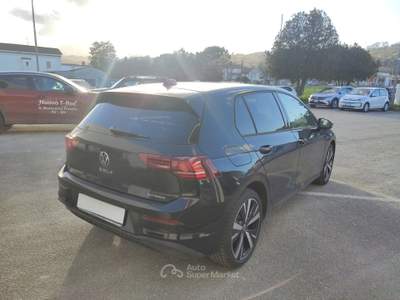 Volkswagen Golf 1.5 TSI eHybrid Edition Plus DSG Nero usata Avellino