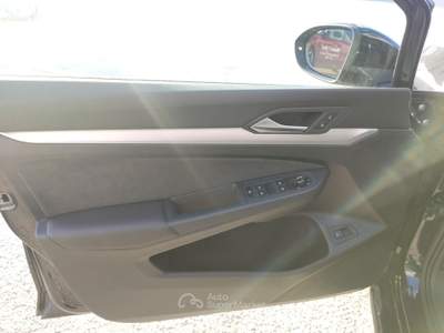 Volkswagen Golf 1.5 TSI eHybrid Edition Plus DSG Nero usata Avellino
