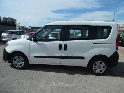Fiat Doblò Doblo 1.3 MJT PC Combi N1 E5 Bianco usata Qualiano