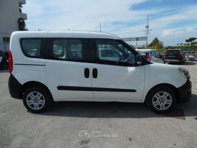 Fiat Doblò Doblo 1.3 MJT PC Combi N1 E5 Bianco usata Qualiano