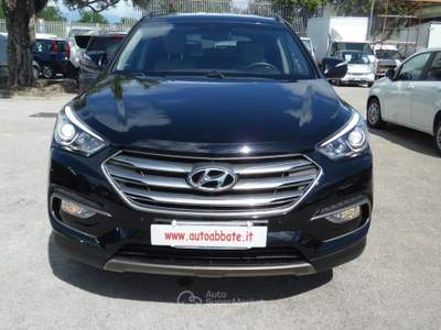 Hyundai Santa Fe 4WD Comfort Plus Nero usata Qualiano