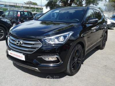 Hyundai Santa Fe 4WD Comfort Plus Nero usata Qualiano