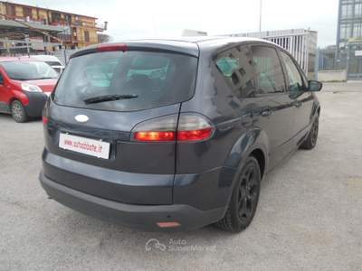 Ford S-Max Titanium Grigio usata Qualiano