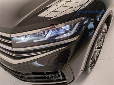 Volkswagen Touareg Touareg 3.0 V6 TSI eHybrid Elegance Nero usata Avellino