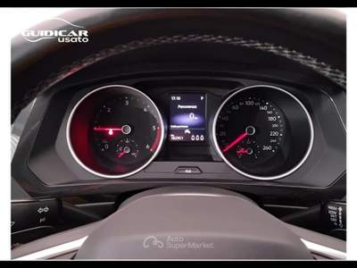Volkswagen Tiguan 2.0 TDI SCR Life DSG Grigio usata Lucca