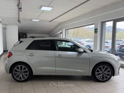 Audi A1 30 TFSI S tronic Admired Argento usata Avellino