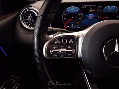 Mercedes-Benz Classe GLB 200 D Premium 8G-DCT Bianco usata Lucca