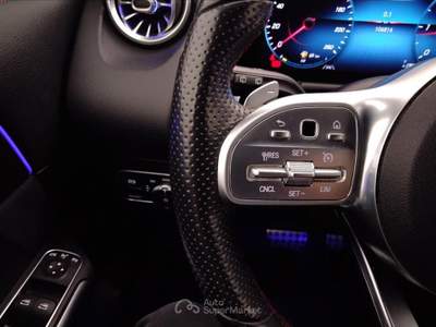 Mercedes-Benz GLA 200 D Premium 4Matic 8G-DCT Nero usata Lucca