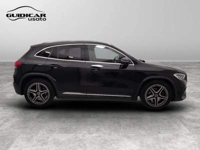 Mercedes-Benz GLA 200 D Premium 4Matic 8G-DCT Nero usata Lucca