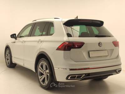 Volkswagen Tiguan 2.0 TDI SCR 110KWR-Line DSG usata Avellino
