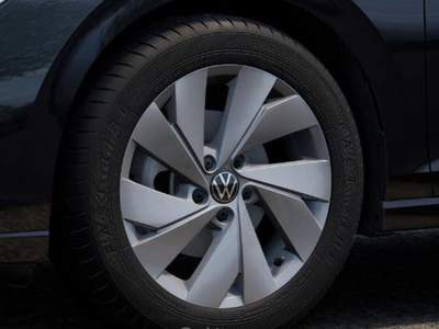 Volkswagen Golf 2.0 TDI SCR 110KW Style DSG usata Avellino