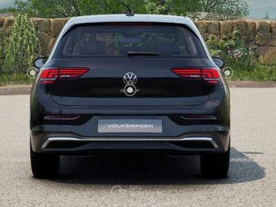 Volkswagen Golf 2.0 TDI SCR 110KW Style DSG usata Avellino