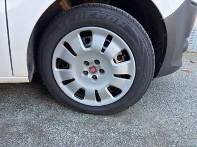 Fiat Doblò Mezzo perfetto di meccanica, sono stati fatti parecchi lavori Bianco usata Alessandria