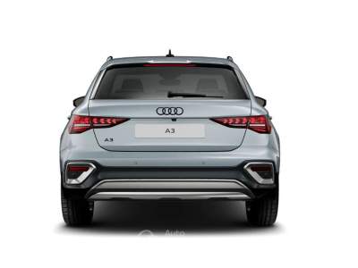 Audi A3 allstreet 35 TDI S tronic Identity Contrast Grigio usata Avellino