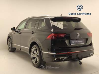 Volkswagen Tiguan Allspace 2.0 TDI SCR R-Line DSG- 7 POSTI usata Avellino