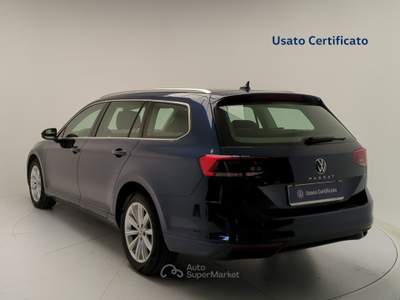 Volkswagen Passat Variant 2.0 TDI SCR EVO DSG Business BMT usata Avellino