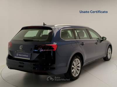 Volkswagen Passat Variant 2.0 TDI SCR EVO DSG Business BMT usata Avellino