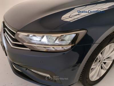 Volkswagen Passat Variant 2.0 TDI SCR EVO DSG Business BMT usata Avellino