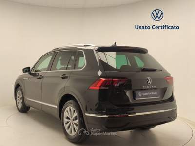 Volkswagen Tiguan 2.0 TDI SCR 90KW Life Grigio usata Avellino