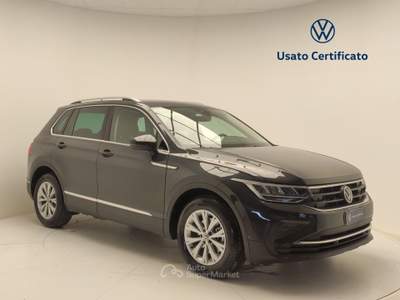 Volkswagen Tiguan 2.0 TDI SCR 90KW Life Grigio usata Avellino