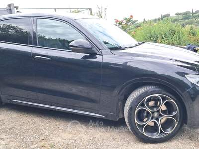 Alfa Romeo Stelvio Motore nuovo Nero usata LASTRA A SIGNA