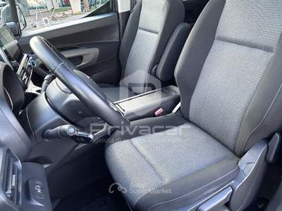 Toyota Proace TOYOTA Proace City Verso 1.2 110 CV S&S Short D Executive Grigio usata Abano Terme