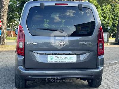Toyota Proace TOYOTA Proace City Verso 1.2 110 CV S&S Short D Executive Grigio usata Abano Terme
