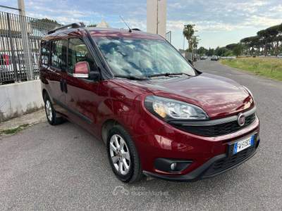 Fiat Doblò 1.6 mjt 16v Lounge 120cv 7 POSTI usata Roma