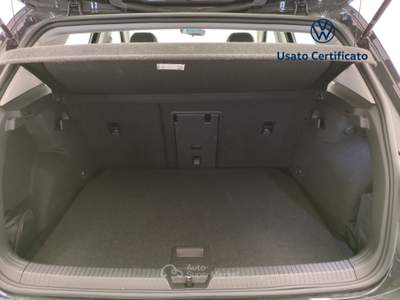 Volkswagen Golf 1.0 eTSI EVO DSG Life Grigio usata Avellino