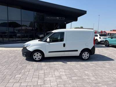 Fiat Doblò Doblò 1.6 MJT 105CV PC-TN Cargo Lamierato Bianco usata Russi