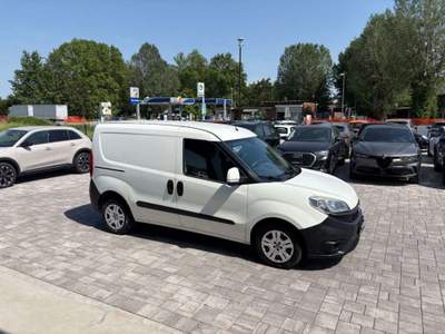 Fiat Doblò Doblò 1.6 MJT 105CV PC-TN Cargo Lamierato Bianco usata Russi