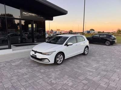 Volkswagen Golf 1.0 TSI EVO ANCHE NEOPATENTATI Bianco usata Russi