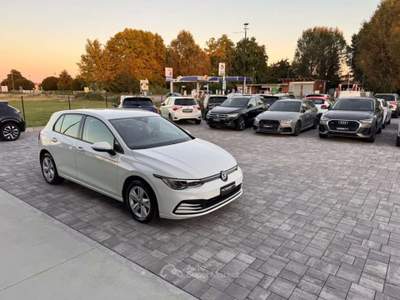 Volkswagen Golf 1.0 TSI EVO ANCHE NEOPATENTATI Bianco usata Russi