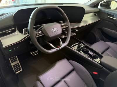 Audi Q3 TDI 110 kW S tronic S Line Edition Grigio usata Avellino